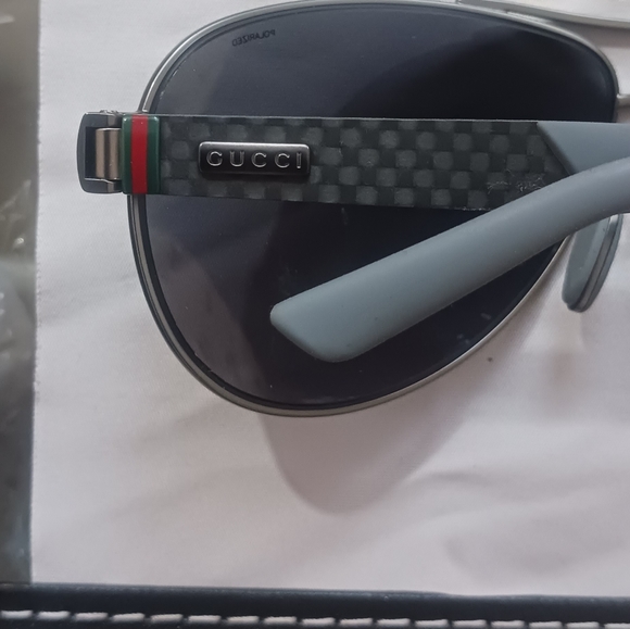 Gucci Polarized Sunglasses GG - Picture 6 of 11